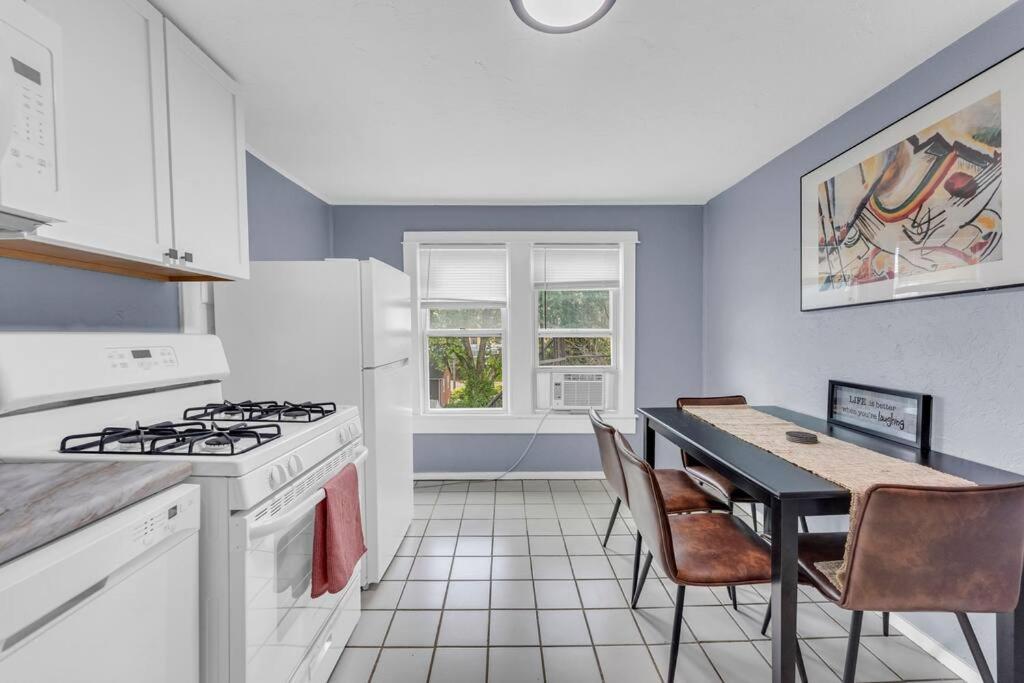 Apartment Quaint 2 Bedrooms In Historic Little Italy