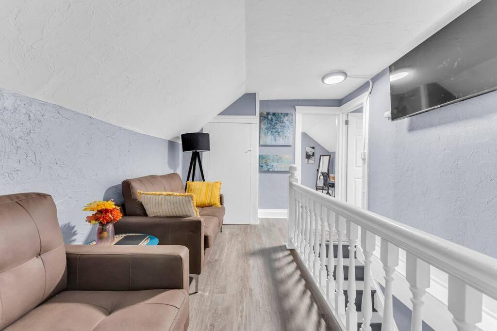 Apartment Quaint 2 Bedrooms In Historic Little Italy *